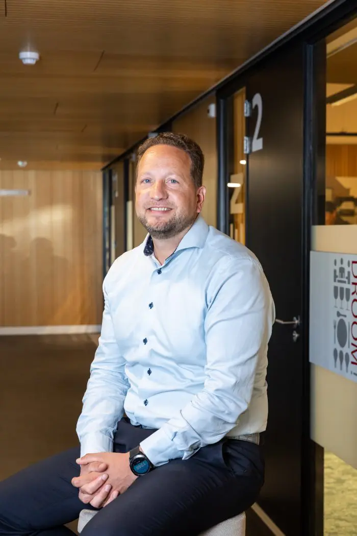 Onze vergadering draagt bij aan iets groters